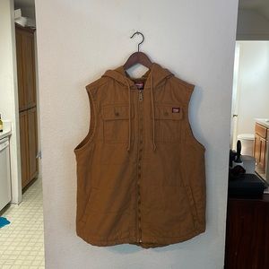 Wrangler work gear hooded vest XL